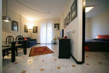 إقامة Savoia Apartments