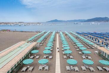 Grand Hotel Villa Balbi