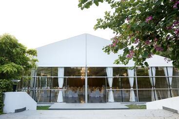 호텔 Greenpark Visakhapatnam