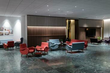 هتل Radisson Blu Saga , Reykjavik