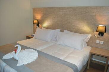 Anezi Tower Hotel & Anezi Apartments