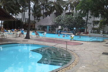 Hotel Bamburi Beach