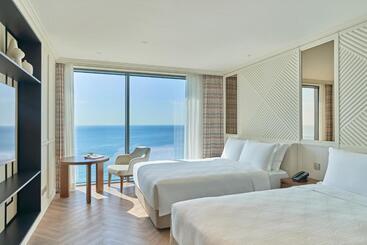Hotel Grand Josun Busan