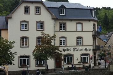 هتل Hôtel   Restaurant  Victor Hugo