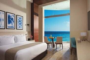 استراحتگاه Krystal Grand Cancun - All Inclusive