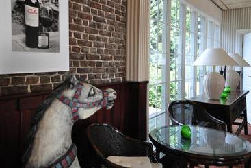 هتل De Collse Hoeve