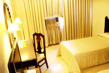 Pryce Plaza Hotel