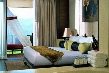 هتل Anantara Golden Triangle Elephant Camp & Resort