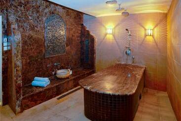هتل Holiday Inn Jeddah Al Salam, An Ihg
