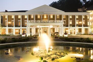 فندق Omni Bedford Springs Resort & Spa