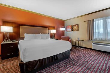 호텔 Best Western Plus Brookside Inn