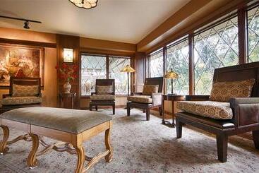 فندق The Bard S Inn, Bw Signature Collection By Best Western