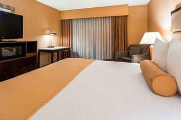 هتل Tempe By The Mall Phoenix Airport