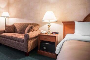 فندق Quality Inn New Columbia Lewisburg