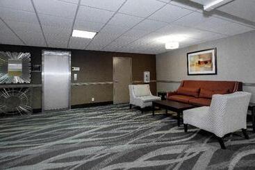 모텔 Red Roof Inn & Suites Newburgh   Stewart Airport West Point