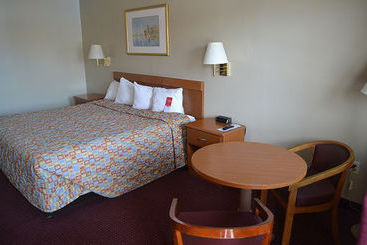 هتل Econo Lodge Northeast