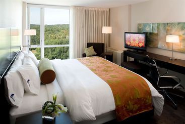 هتل Indigo Boston - Newton Riverside