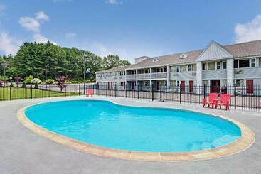 هتل Days Inn By Wyndham Kittery