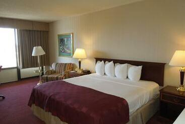 호텔 Lorain Studio Suites