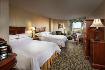 فندق Doubletree By Hilton Lisle Naperville