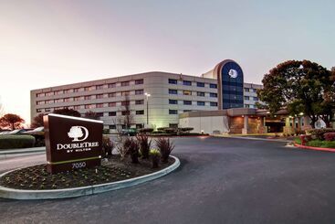 Doubletree By Hilton Hotel Pleasanton At The Club