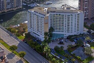 هتل Galleryone Doubletree Hilton Gc Turtle Cove