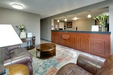 هتل Travelodge By Wyndham Texarkana