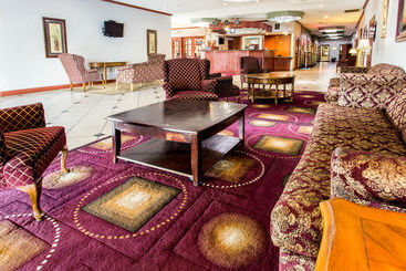 هتل Clarion Modesto