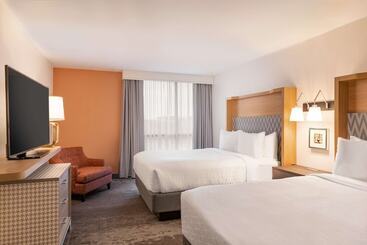 هتل Doubletree By Hilton Fort Worth South