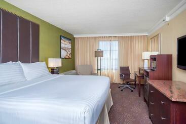 هتل Holiday Inn Baltimoreinner Harbor