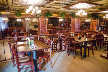 هتل Park Inn Harrisburg West