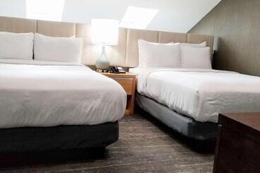 فندق Somerset Lofts