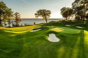 Kingsmill Resort