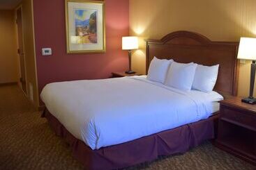 فندق Doubletree By Hilton Asheville Biltmore
