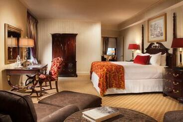 Отель Boston Omni Parker House