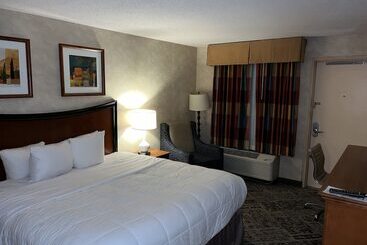 בית מלון כפרי Quality Inn And Conference Center Greeley Downtown