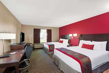Отель Quality Inn & Suites Columbus