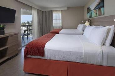 Pelican Cove Resort & Marina