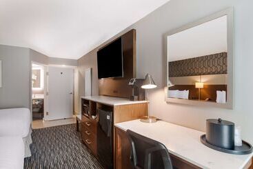 فندق Best Western Plus Commerce