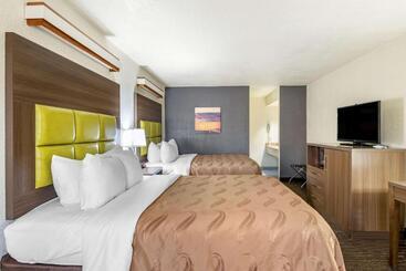 בית מלון כפרי Quality Inn San Angelo