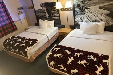 فندق على الطريق Glendive Lodge