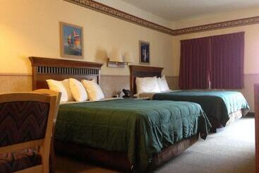 Мотель Silver Spruce Inn