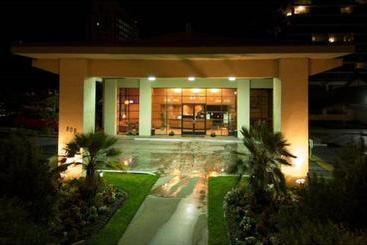هتل Vagabond Inn Executive Old Town