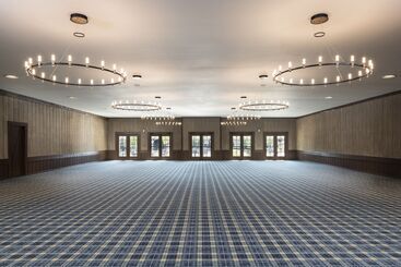 汽车旅馆  The Virginian Lodge