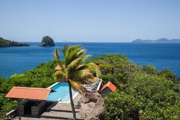 هتل Grand View Beach