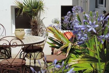 ホテル Hôtel Aux Tamaris Vue Mer