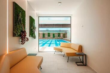 هتل Valamar Meteor