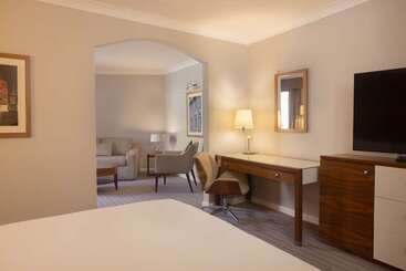 هتل Hilton Cambridge City Centre