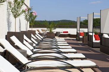 ホテル Orea Resort Santon Brno