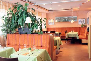 Altstadt Hotel Zur Post Stralsund